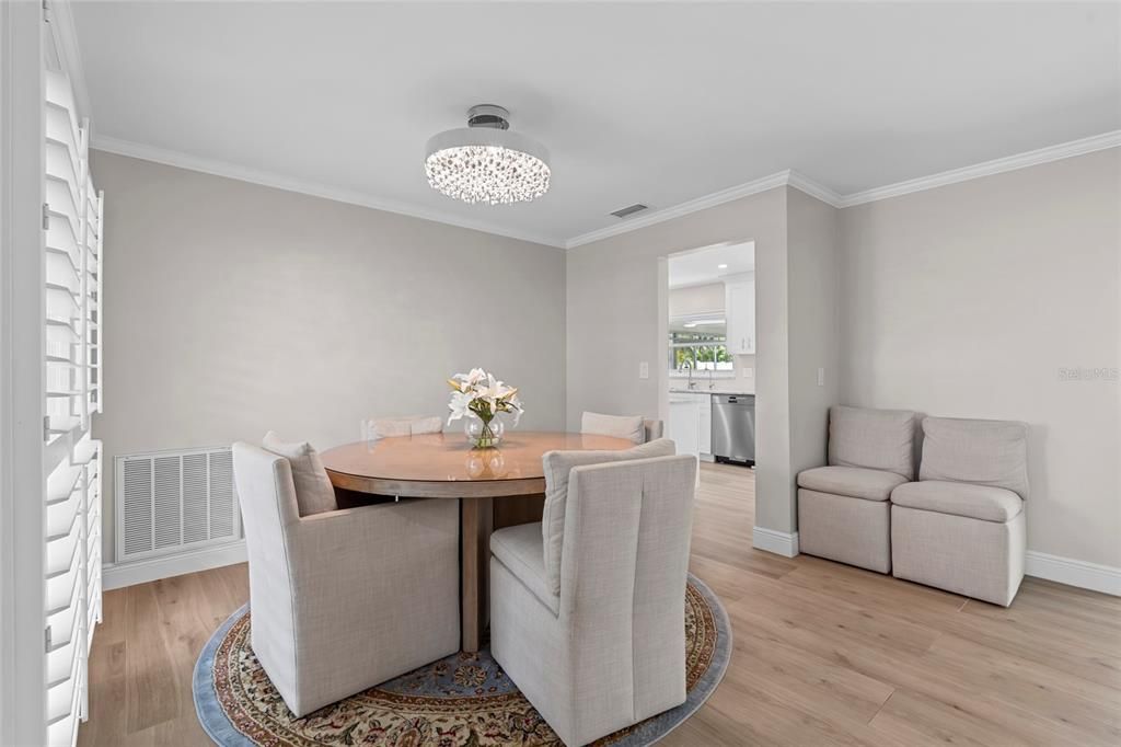 На продажу: $874,900 (2 спален, 2 ванн, 1440 Квадратных фут)