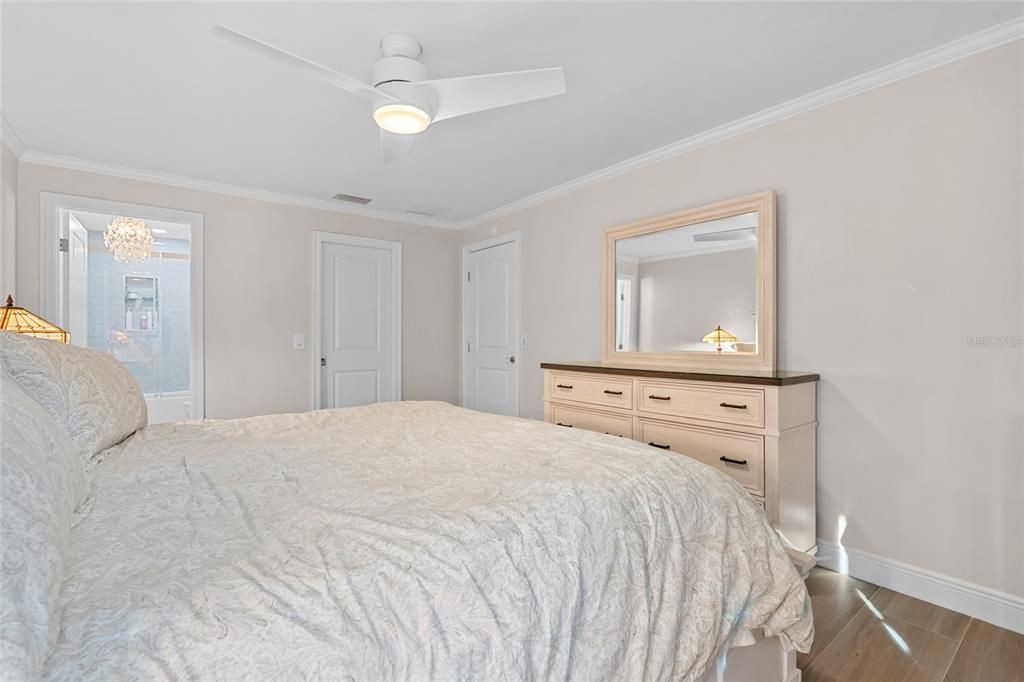 На продажу: $874,900 (2 спален, 2 ванн, 1440 Квадратных фут)