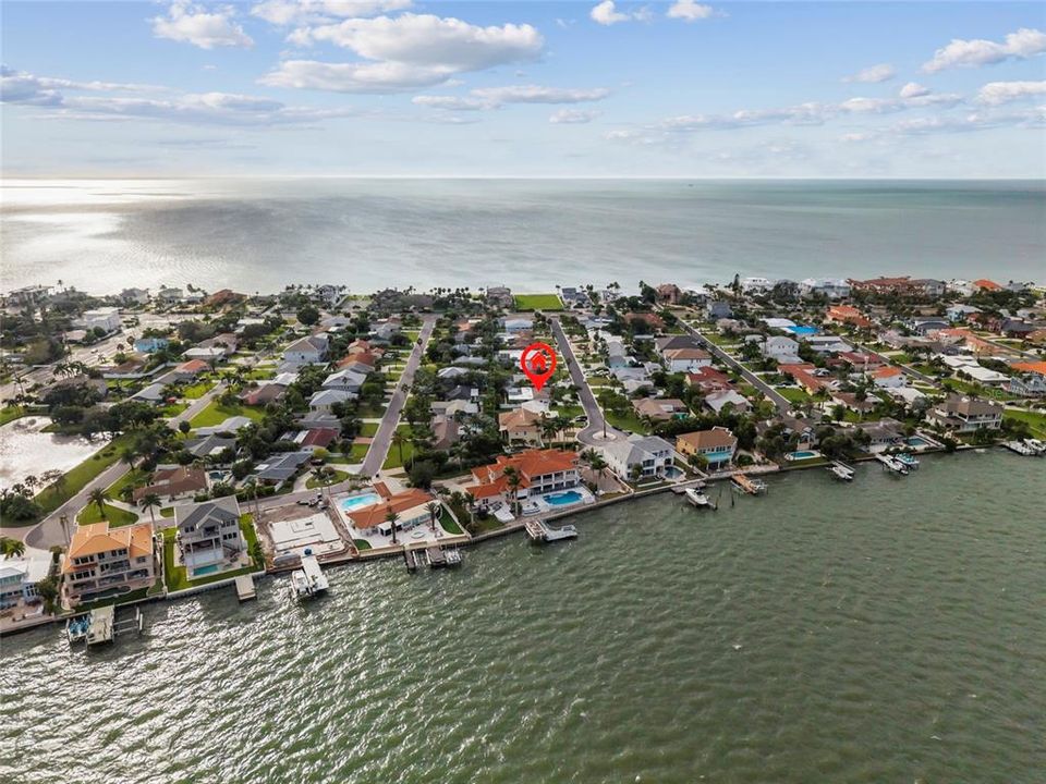 На продажу: $874,900 (2 спален, 2 ванн, 1440 Квадратных фут)