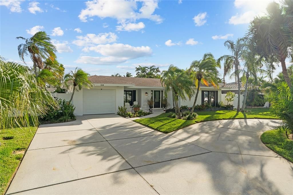 На продажу: $874,900 (2 спален, 2 ванн, 1440 Квадратных фут)