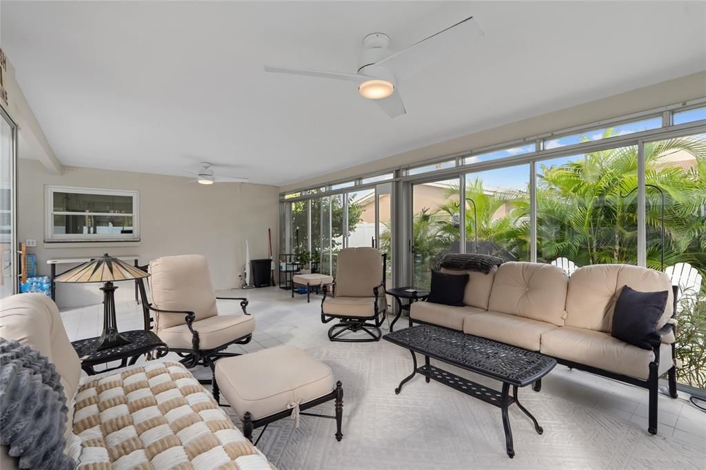 На продажу: $874,900 (2 спален, 2 ванн, 1440 Квадратных фут)