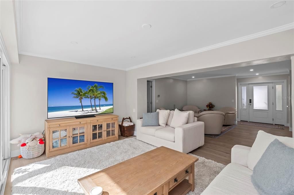 На продажу: $874,900 (2 спален, 2 ванн, 1440 Квадратных фут)