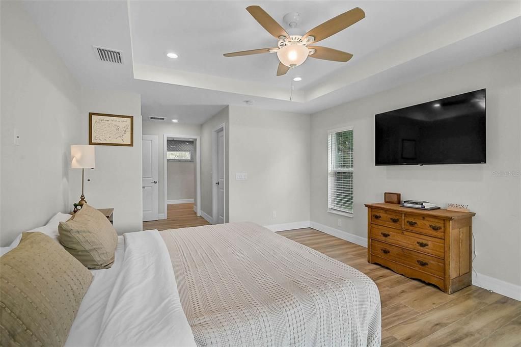 For Sale: $679,000 (3 beds, 2 baths, 1906 Square Feet)