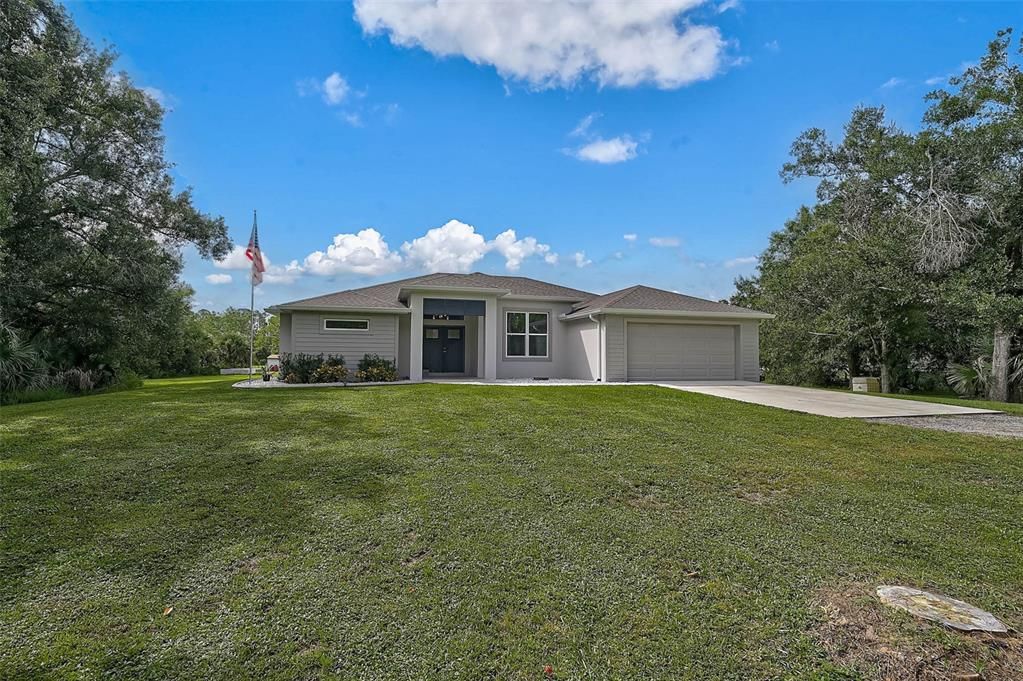 For Sale: $679,000 (3 beds, 2 baths, 1906 Square Feet)