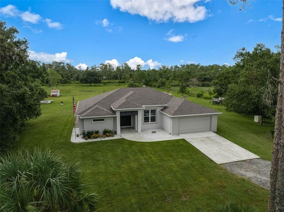 For Sale: $679,000 (3 beds, 2 baths, 1906 Square Feet)