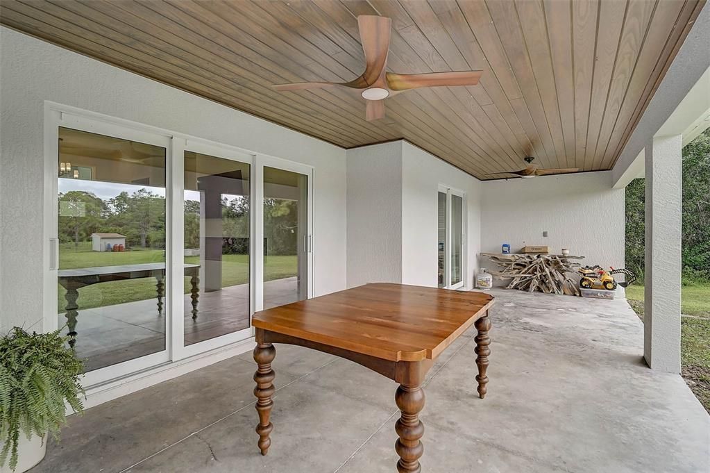 For Sale: $679,000 (3 beds, 2 baths, 1906 Square Feet)