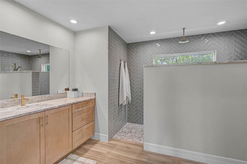 For Sale: $679,000 (3 beds, 2 baths, 1906 Square Feet)