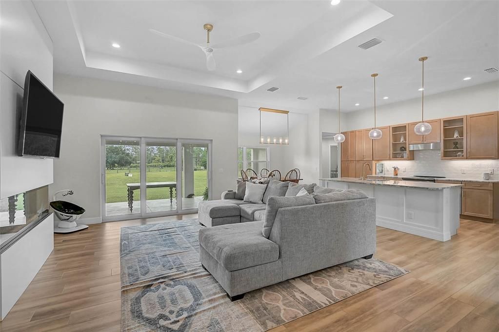 For Sale: $679,000 (3 beds, 2 baths, 1906 Square Feet)