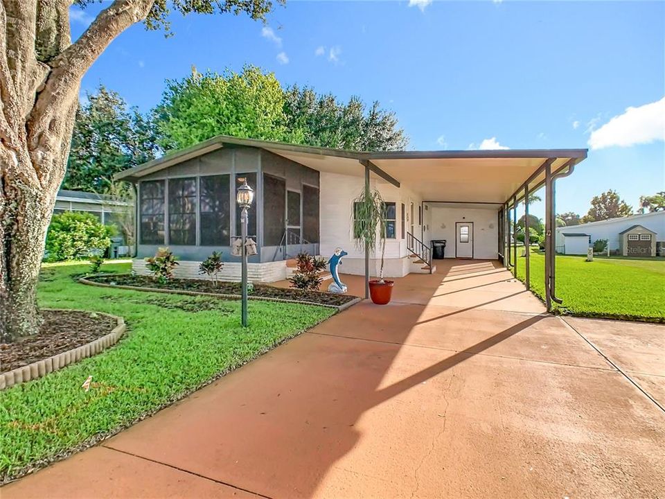 For Sale: $175,000 (2 beds, 2 baths, 920 Square Feet)