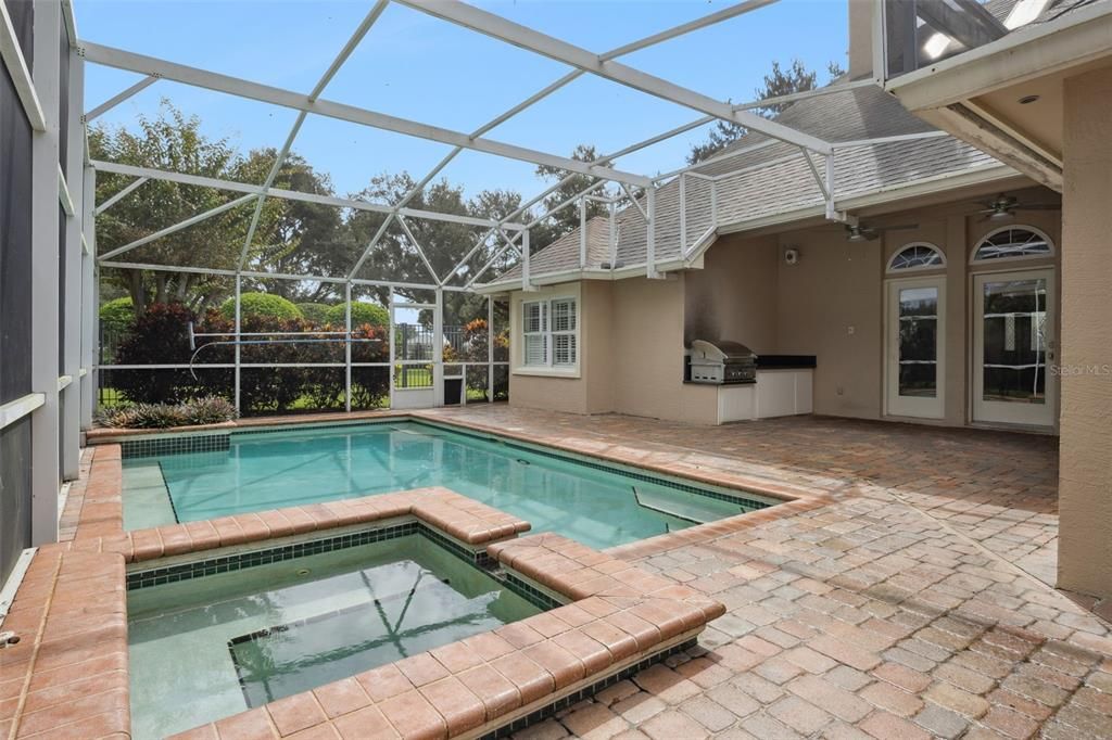 For Sale: $1,100,000 (4 beds, 2 baths, 3144 Square Feet)