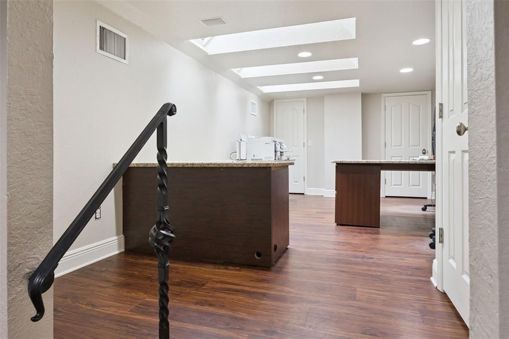 For Sale: $1,100,000 (4 beds, 2 baths, 3144 Square Feet)