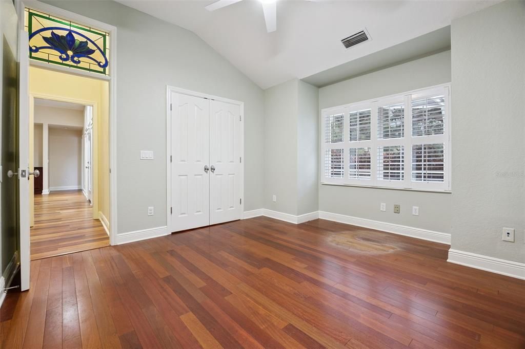 For Sale: $1,100,000 (4 beds, 2 baths, 3144 Square Feet)