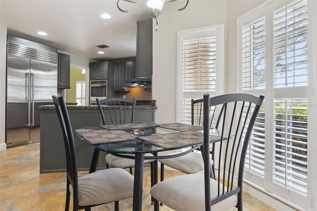 For Sale: $1,100,000 (4 beds, 2 baths, 3144 Square Feet)