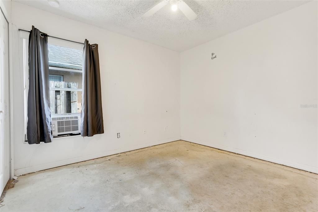 待售: $265,000 (3 贝兹, 2 浴室, 1614 平方英尺)