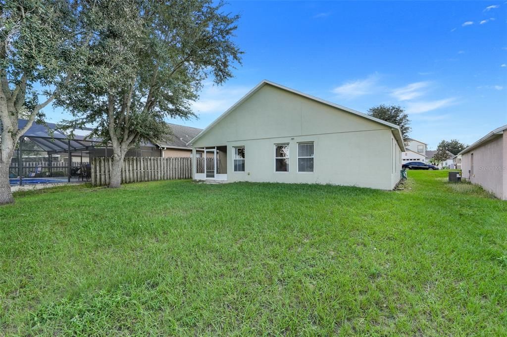 待售: $265,000 (3 贝兹, 2 浴室, 1614 平方英尺)