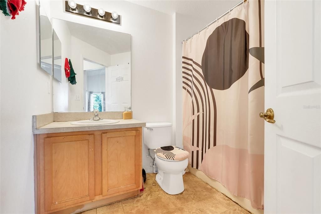 待售: $265,000 (3 贝兹, 2 浴室, 1614 平方英尺)