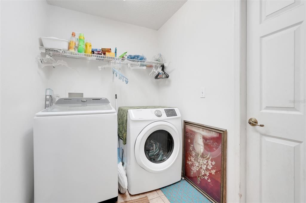 待售: $265,000 (3 贝兹, 2 浴室, 1614 平方英尺)