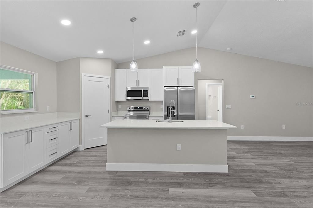 For Sale: $269,900 (3 beds, 2 baths, 1448 Square Feet)