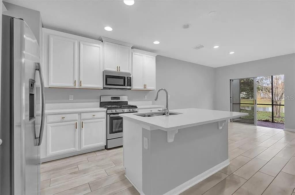 В аренду: $2,300 (3 спален, 2 ванн, 1490 Квадратных фут)