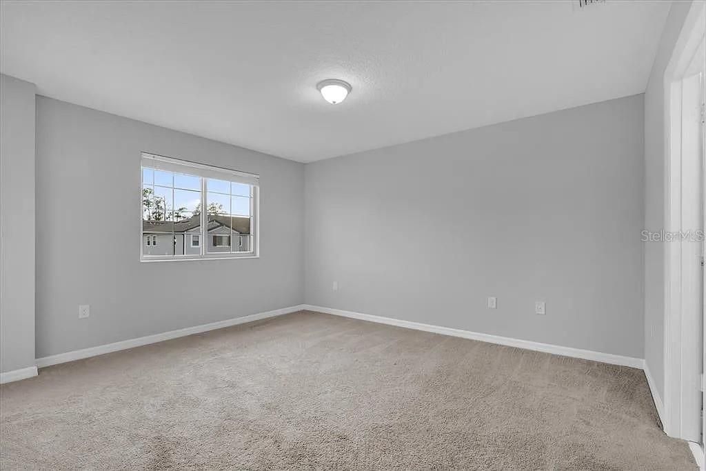 В аренду: $2,300 (3 спален, 2 ванн, 1490 Квадратных фут)