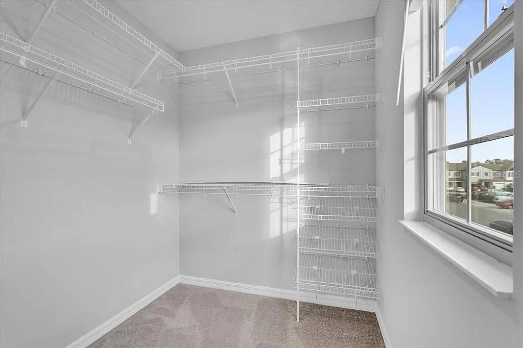 В аренду: $2,300 (3 спален, 2 ванн, 1490 Квадратных фут)