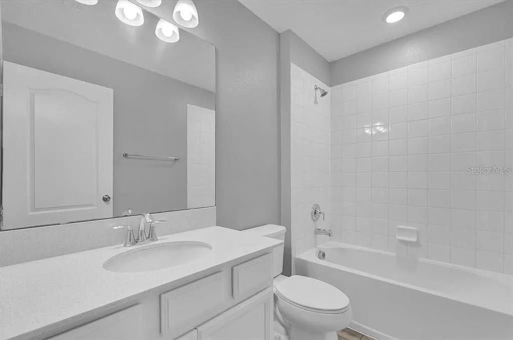 В аренду: $2,300 (3 спален, 2 ванн, 1490 Квадратных фут)