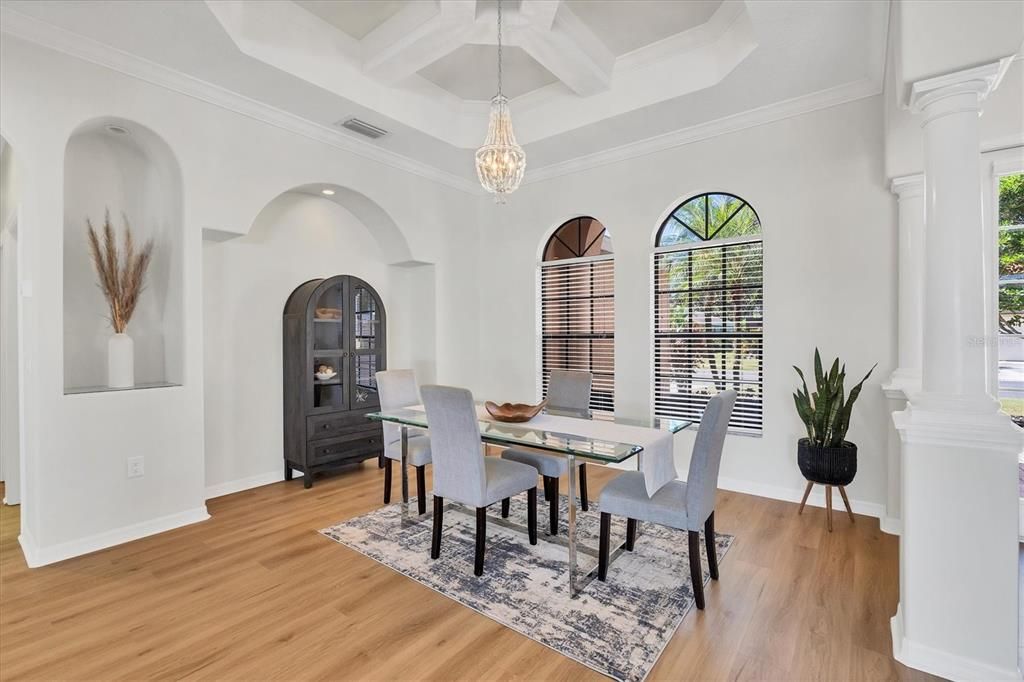 На продажу: $725,000 (4 спален, 3 ванн, 2511 Квадратных фут)