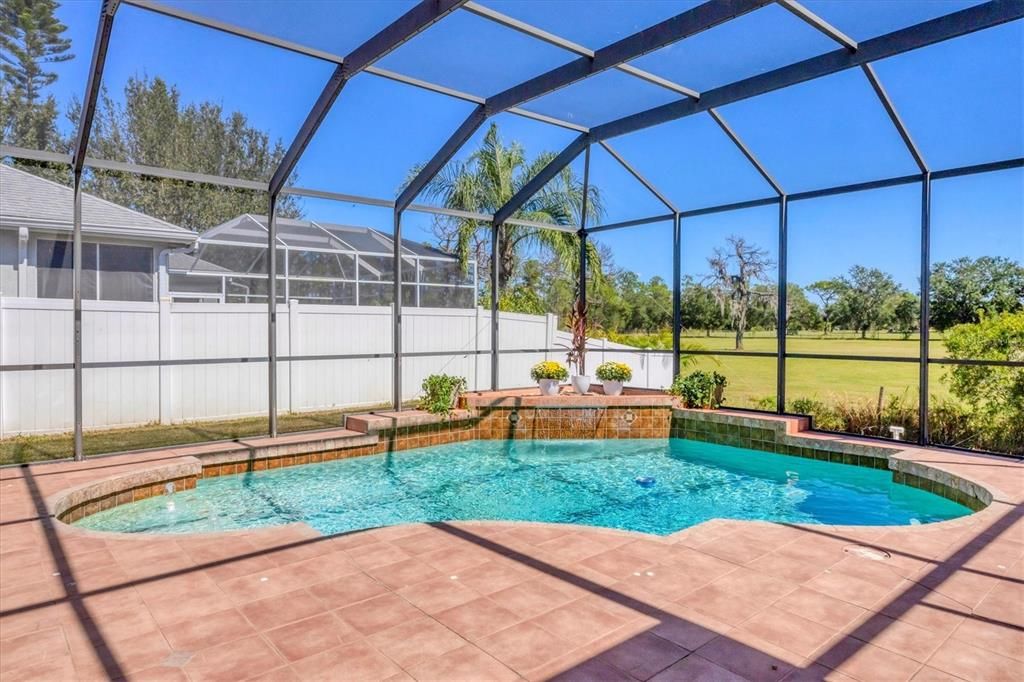 На продажу: $725,000 (4 спален, 3 ванн, 2511 Квадратных фут)