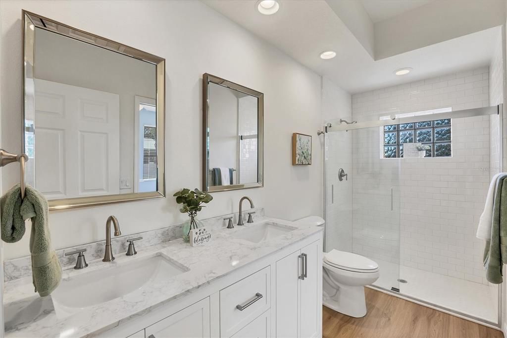 На продажу: $725,000 (4 спален, 3 ванн, 2511 Квадратных фут)