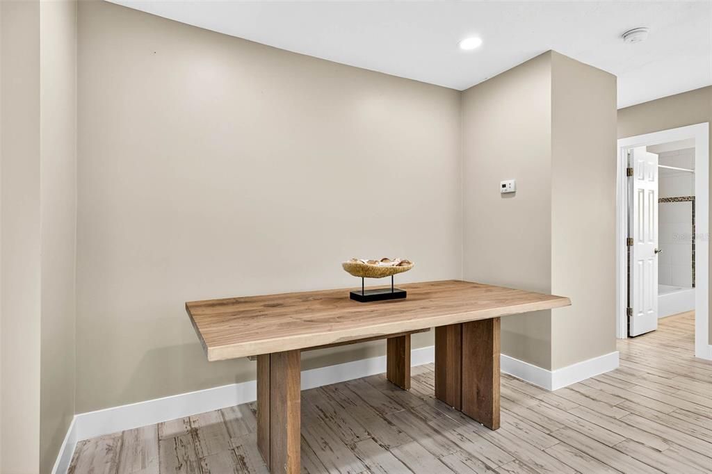 На продажу: $789,000 (3 спален, 2 ванн, 1605 Квадратных фут)