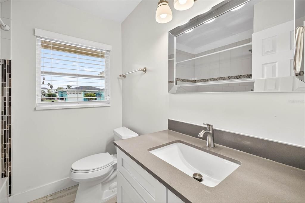 На продажу: $789,000 (3 спален, 2 ванн, 1605 Квадратных фут)