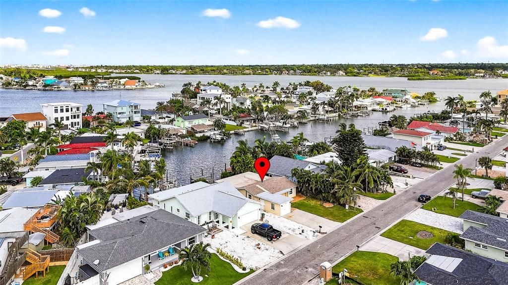 На продажу: $789,000 (3 спален, 2 ванн, 1605 Квадратных фут)