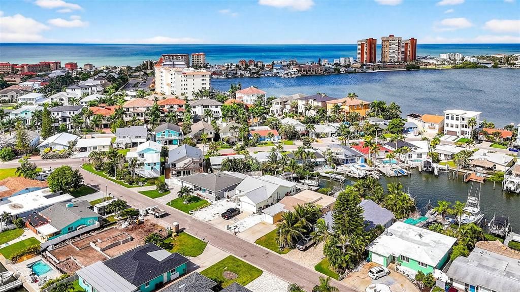 На продажу: $789,000 (3 спален, 2 ванн, 1605 Квадратных фут)