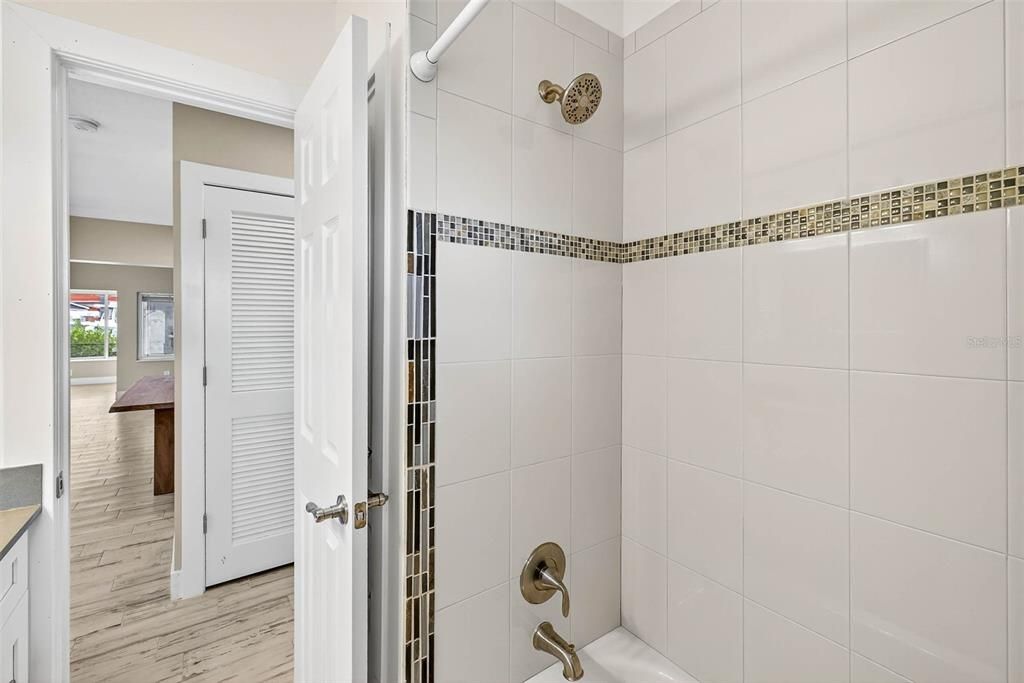 На продажу: $789,000 (3 спален, 2 ванн, 1605 Квадратных фут)