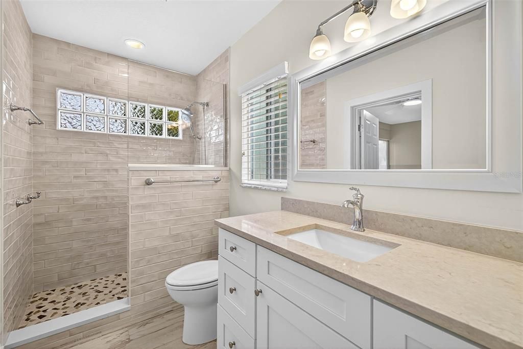 На продажу: $789,000 (3 спален, 2 ванн, 1605 Квадратных фут)