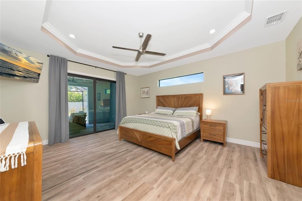 Activo con contrato: $665,000 (4 camas, 3 baños, 2799 Pies cuadrados)