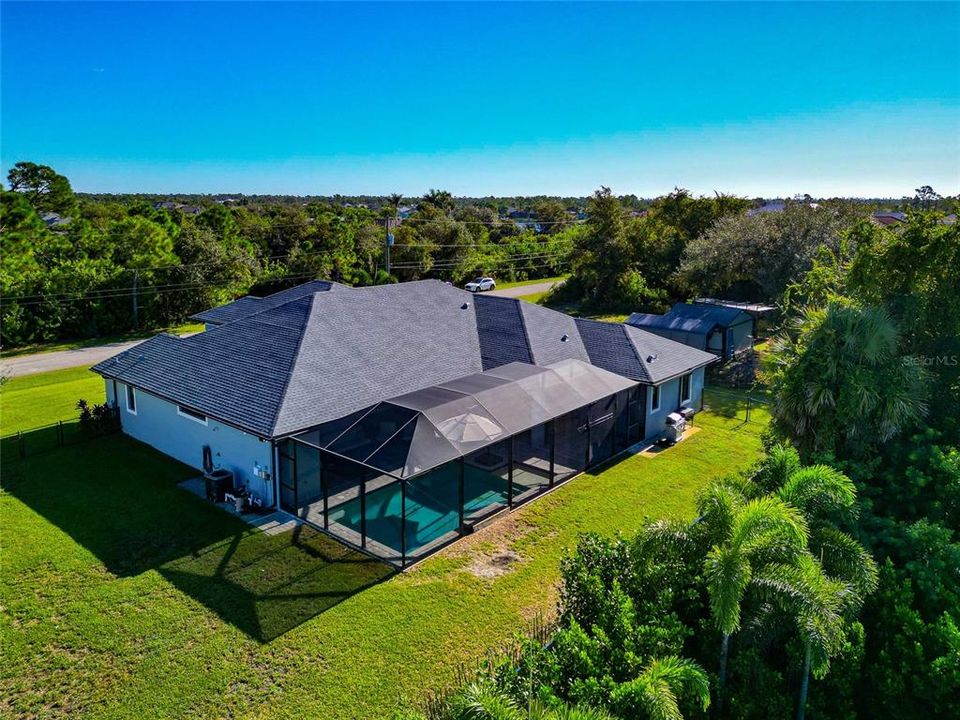 Activo con contrato: $665,000 (4 camas, 3 baños, 2799 Pies cuadrados)