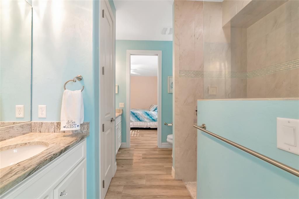 Activo con contrato: $665,000 (4 camas, 3 baños, 2799 Pies cuadrados)