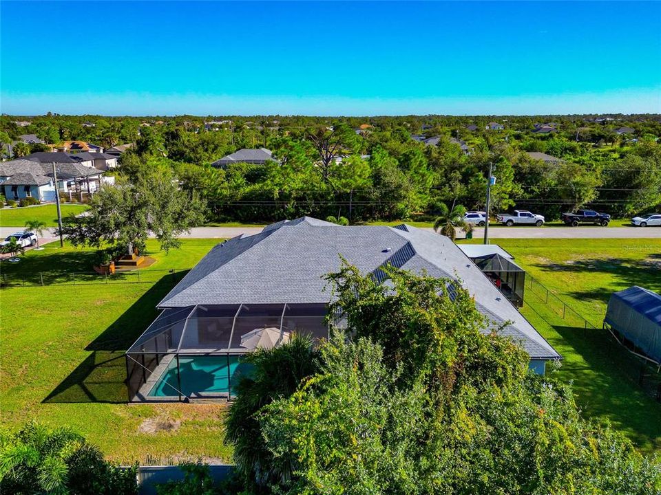 Activo con contrato: $665,000 (4 camas, 3 baños, 2799 Pies cuadrados)