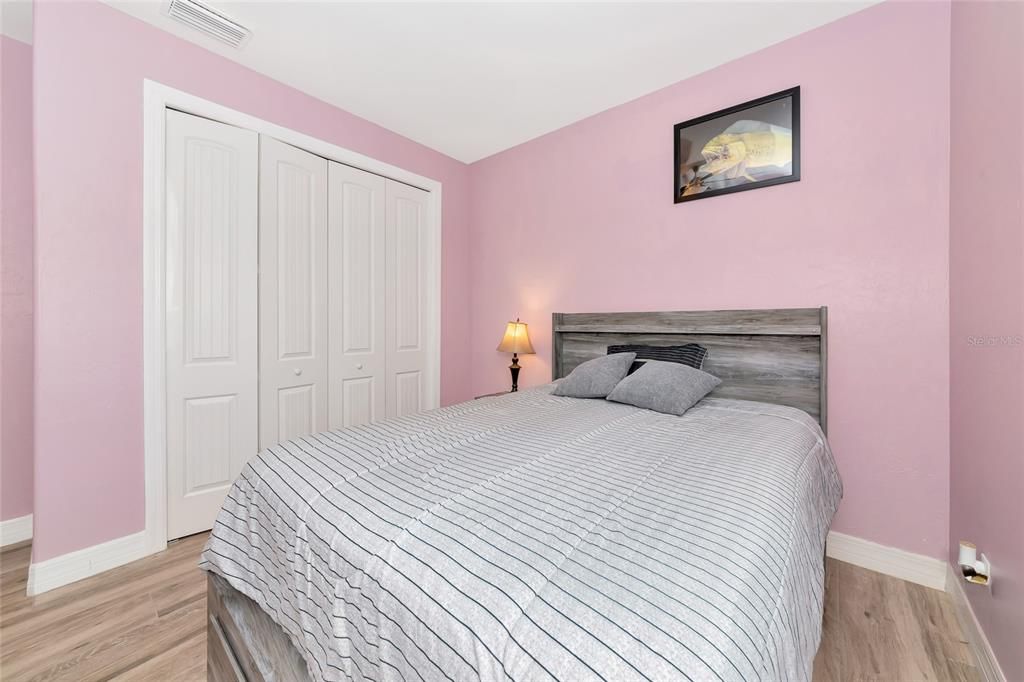 Activo con contrato: $665,000 (4 camas, 3 baños, 2799 Pies cuadrados)