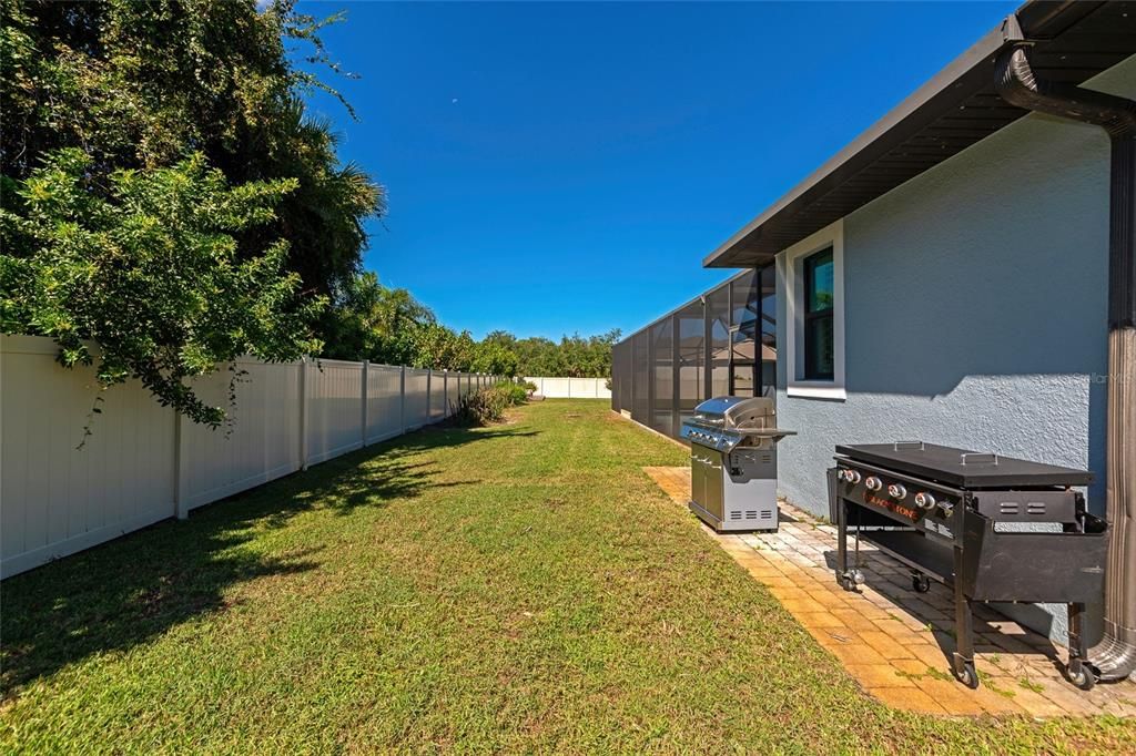 Activo con contrato: $665,000 (4 camas, 3 baños, 2799 Pies cuadrados)