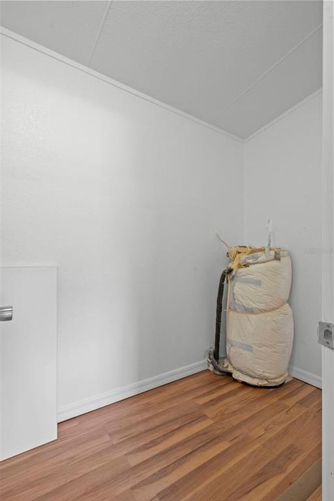 Activo con contrato: $229,000 (4 camas, 2 baños, 1344 Pies cuadrados)