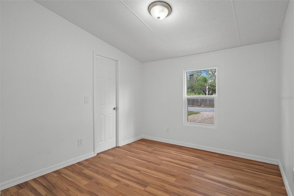 Activo con contrato: $229,000 (4 camas, 2 baños, 1344 Pies cuadrados)