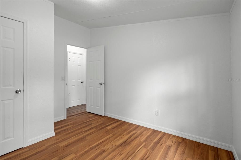 Activo con contrato: $229,000 (4 camas, 2 baños, 1344 Pies cuadrados)