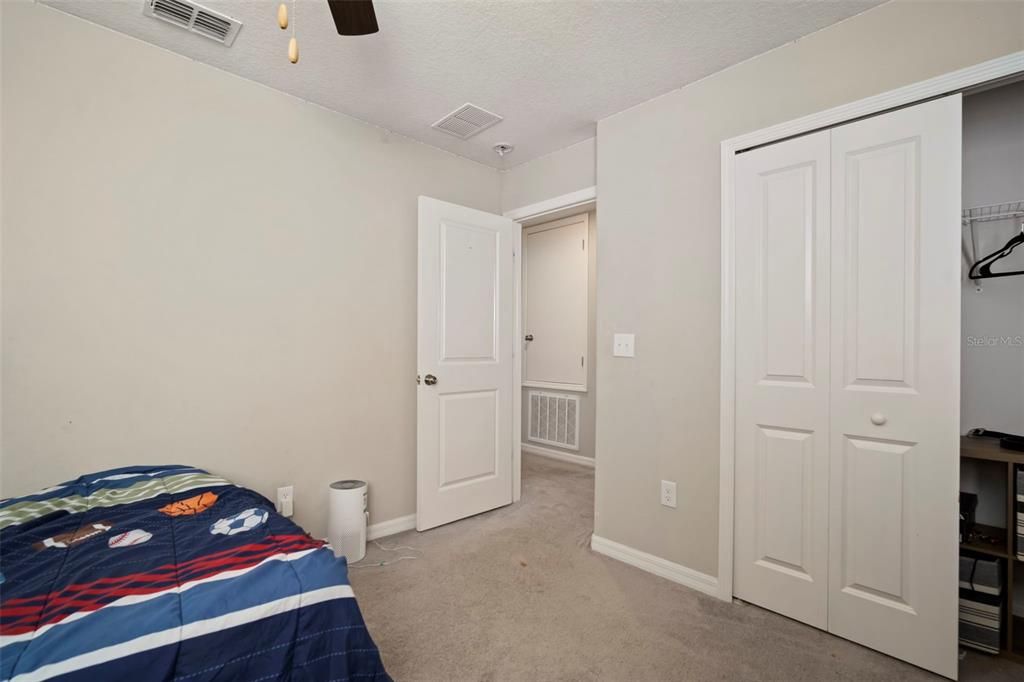 出租: $2,800 (5 贝兹, 2 浴室, 2949 平方英尺)