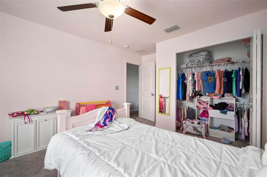 出租: $2,800 (5 贝兹, 2 浴室, 2949 平方英尺)