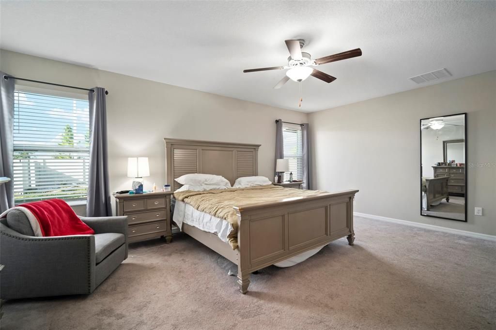 出租: $2,800 (5 贝兹, 2 浴室, 2949 平方英尺)