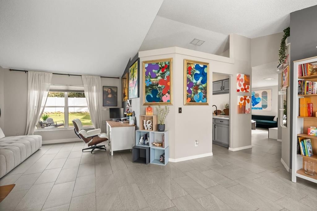 For Sale: $394,999 (3 beds, 2 baths, 1638 Square Feet)