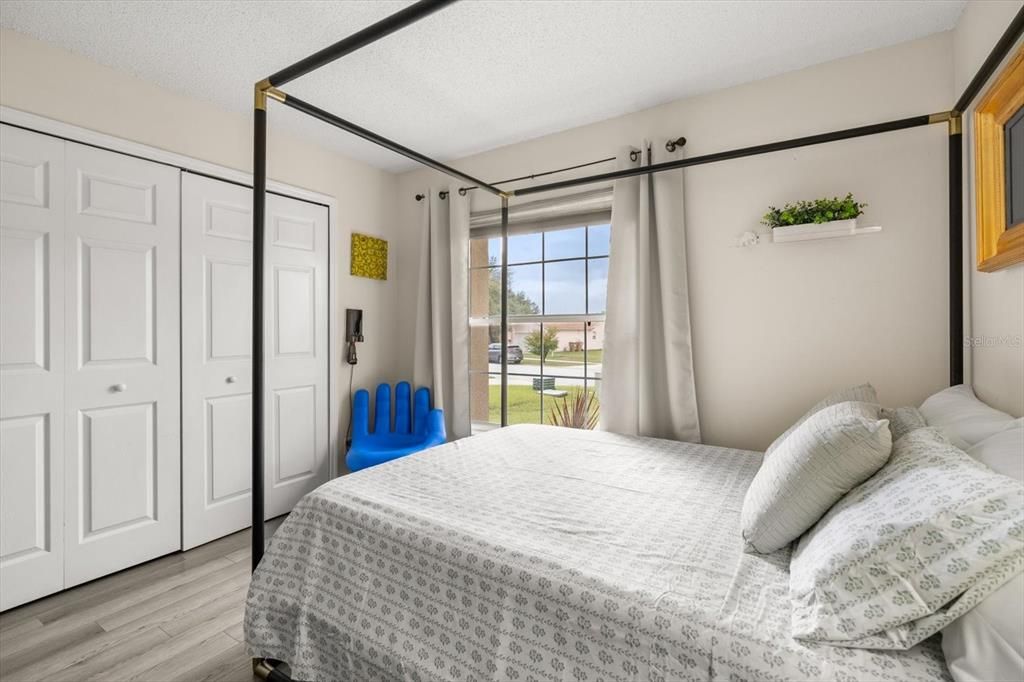 For Sale: $394,999 (3 beds, 2 baths, 1638 Square Feet)