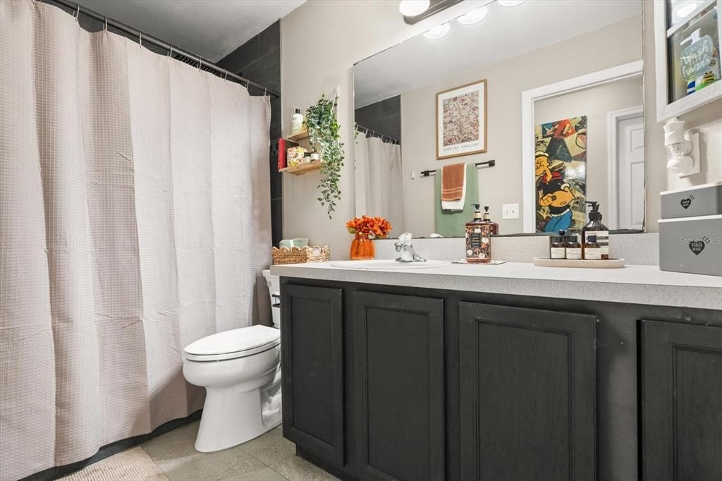 For Sale: $394,999 (3 beds, 2 baths, 1638 Square Feet)